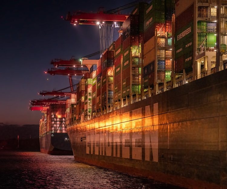port, container ship, night-7418239.jpg